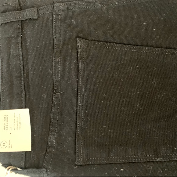 Universal Thread- High Rise Straight. New. Never worn. - Picture 2 of 4